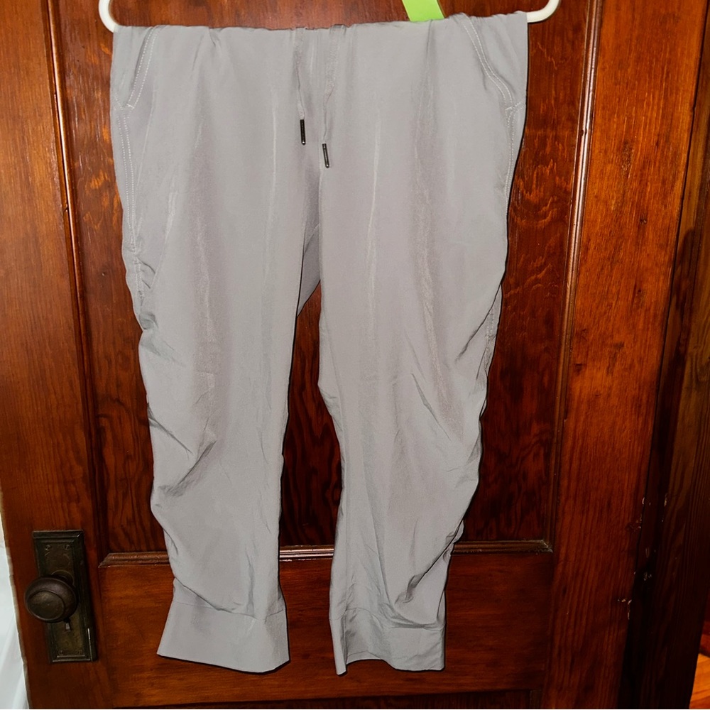 Woman’s scrub bottoms